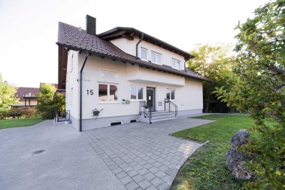 Großzügige 5-Zimmer Wohnung in Grabenstette. 137m² Wohnung + 20m² Nutzfläche + 190m² Garten +++