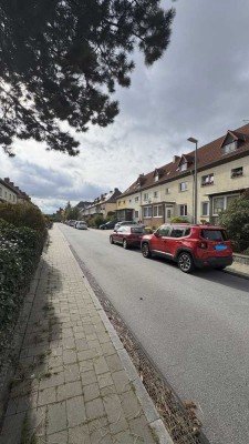 Privatverkauf-Reihenmittelhaus mit Wintergarten und idyllischem Garten