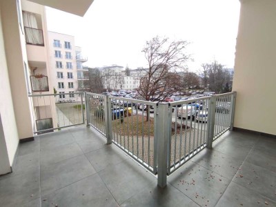 Bezugsfreier Altbau mit 3 Zimmern mit Blick ins Grüne - 0172-3261193