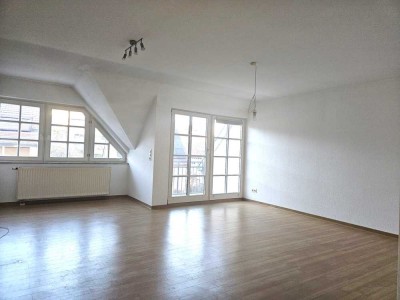 Top Lage! Helle 2-Zimmer Wohnung mit Balkon in Bad Dürkheim, Residenz Schönblick
