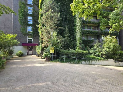 Top Renovierte 2,5-Zimmer-Wohnung mit Balkon incl. Garage in Heidelberg
