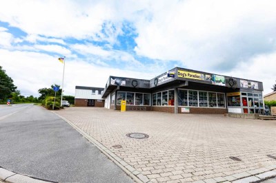 Renditeobjekt mit 2 Wohnungen und einer Gewerbeeinheit in Pahlen
