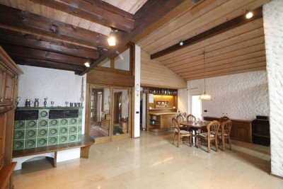 gepflegtes Architektenhaus mit Einliegerwohnung