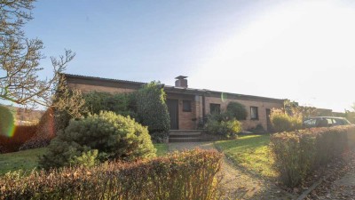 RESERVIERT: Einfamilienhaus mit Einliegerwohnung mit Ausblick über Bovenden