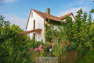 Idyllische Doppelhaushälfte mit traumhaftem Ambiente in 84424 Isen!!