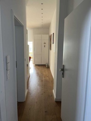 Schicke möblierte 3-Zimmer Altbauwohnung mit Balkon in Köln Sülz befristet auf 3 Jahre