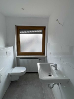 Zweitbezug n. Sanierung! Moderne 2 Zimmer Wohnung auf 50m² (58m²) in N-Gartenstadt mit Bad neu uvm.!