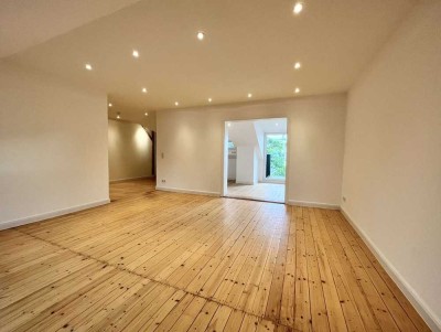 Traumhafte Dachgeschosswohnung mit eigenem Home-Office – Ideal für modernes Wohnen!