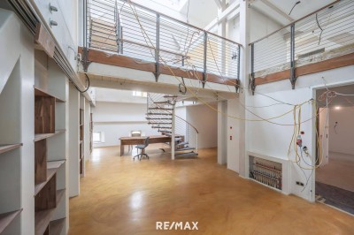 PENTHOUSE BELAGSFERTIG | PARK BLICK SCHLOSS SCHÖNBRUNN | DACHGARTEN | INDOORPOOL | GARAGE