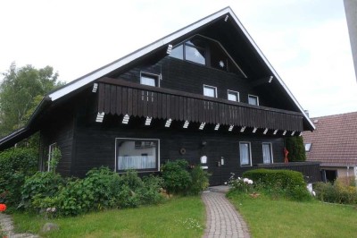 Großes Architektenhaus mit Einliegerwohnung in ruhiger 1A Lage