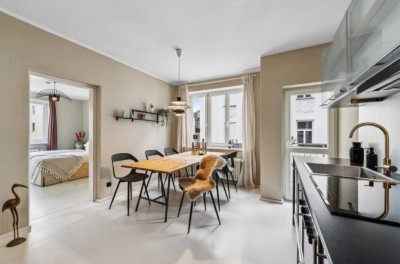 Exklusive, neuwertige 2,5-Raum-Wohnung mit geh. Innenausstattung mit EBK in München Schwabing-West