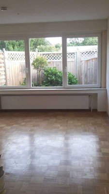 Schöne Maisonette-Wohnung im Zweifamilienhaus mit separatem Eingang