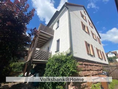 Saniertes Haus mit 2 Wohnungen im Zentrum von Dornstetten mit Garten