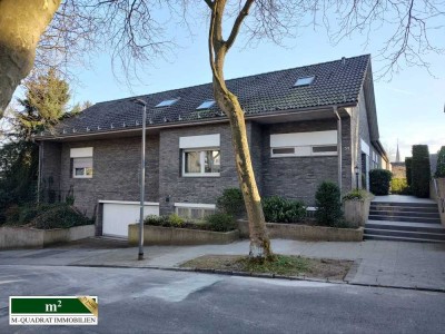 Großzügiges, ehemaliges Fabrikanten-Anwesen mit Doppelgarage und großem Grundstück in bester Lage