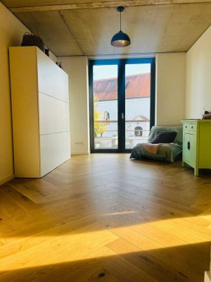 Geräumige, geschmackvolle Wohneinheit auf 3 Ebenen