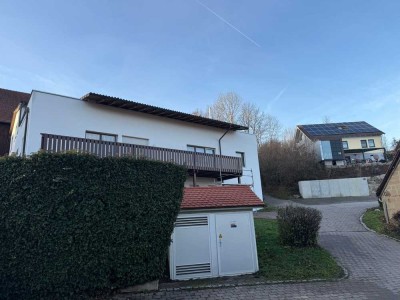 Helle 3 1/2 Zimmerwohnung