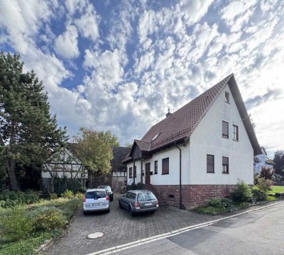 Charmante 3-Zimmer-Dachgeschosswohnung in Wertheim Sachsenhausen