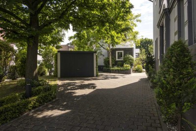 Preiswertes, vollst. renoviertes 5-Zimmer-Einfamilienhaus mit geh. Innenausstattung und EBK