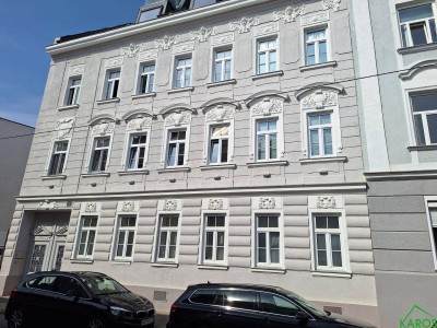 GEMÜTLICHE 2-ZIMMER-DACHGESCHOSS-WOHNUNG *INKL. KÜCHE*!