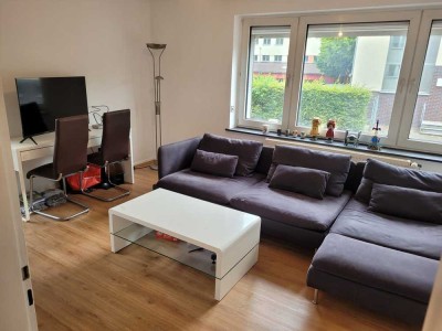 Attraktive und gepflegte 2-Raum-Hochparterre-Wohnung mit EBK in Remscheid