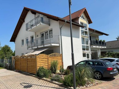 ** Frisch renovierte 3.-Zi. Wohnung mit neuer Küche und neuem Bad **!!