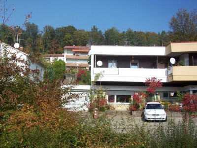 Ruhige Dreizimmerwohnung mit großem Balkon in Reichenbach an der Fils