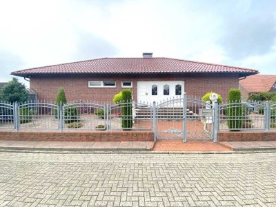 Bungalow: 262 m² Gesamtfläche, zwei Etagen