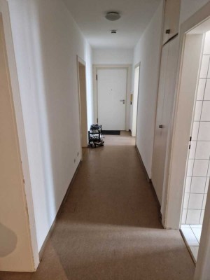 Helles, großes Zimmer in 3er WG, Ulm-Mitte
