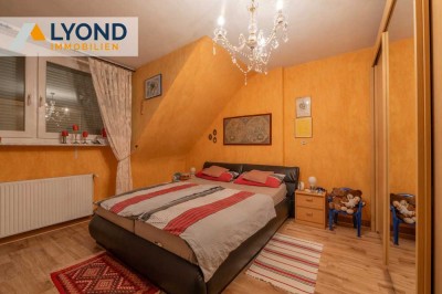 Gepflegte Dachgeschosswohnung mit 67 m² Wohnfläche in Essen-Haarzopf!