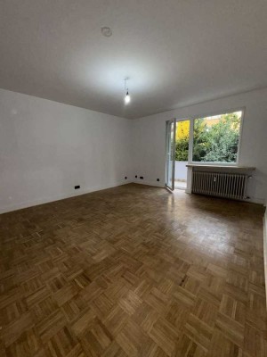 Frisch modernisierte 1 Zimmer Wohnung in Hannover-Vahrenwald-List zu vermieten