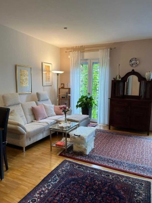 Bad Kreuznach-Süd: tolle, helle  3-Zimmer-Dachgeschoß-Wohnung, mit Balkon und Blick ins Grüne