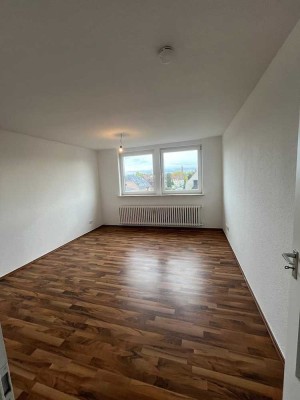 Sehr schöne komplett sanierte 2 Zimmer Wohnung in Gelsenkirchen zu vermieten