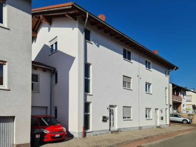 Katzweiler - Doppelhaus mit Fußbodenheizung, Garage & Garten *BEZUGSFREI*