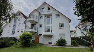 Lichtdurchflutete 3-Zi-DG-Maisonette mit außergewöhnlichem Grundriss