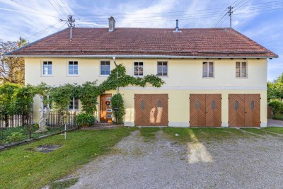 Sanierte Hofstelle mit Ensembleschutz in Waal