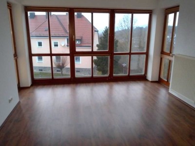 Attraktive und modernisierte 3-Zimmer-Wohnung in Eging/See
