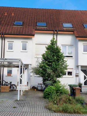 Reserviert! Reihenmittelhaus für die ganze Familie -einziehen und wohlfühlen- in Sandhausen