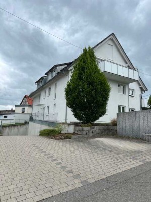 Hochwertig möblierte 3,5-Zimmer Wohnung in neuwertigem Zustand!