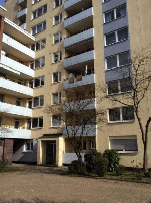 3-Zimmer-Wohnung in Köln Neu -Brück