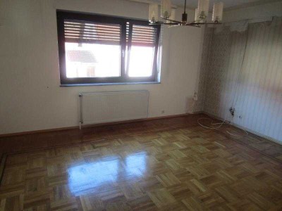 Reichenbach Steegen freist. EFH 126qm WFL; Garage Bj 1964, ZH, Gr 396qm, 5 Zi