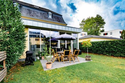 Château Venauen:
Maisonette-Wohnung im Stil eines Reihenendhauses.
Modernes Wohnen im Denkmal