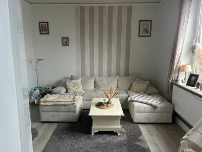 Moderne 4 Zimmer Wohnung mit Einbauküche und Gemeinschaftsgarten