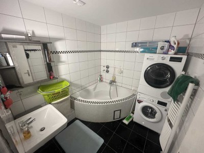 Rendite wie Sand am Meer! 3-WHG in Stuttgart-Obertürkheim inkl. Carport