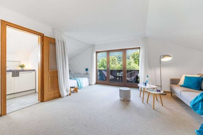 "Der Berg ruft"- Apartment in Garmisch gefällig? Großes Zimmer mit Bergblickbalkon und viel Stauraum