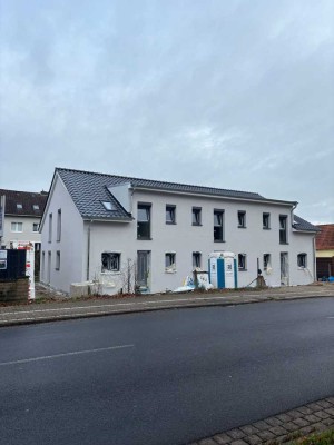 Zur Vermietung stehen drei wunderschöne Reihenhäuser im Erstbezug in Neustadt am Rübenberge.