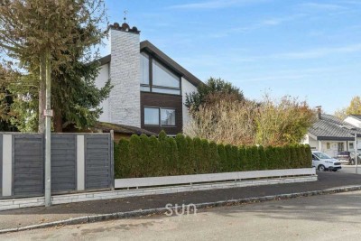 Familientraum.Grün. Ruhig. Einzigartig. Reiheneckhaus in Ulm-Unterweiler mit Pool und großem Garten!