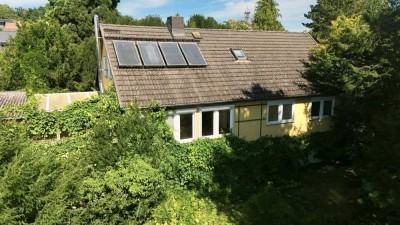 Wohnen mit Panorama: Charmantes, Lichtdurchflutetes Einfamilienhaus in ruhiger Lage von Allendorf