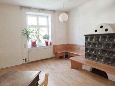 Altbauwohnung mit Potenzial/ Kliniknähe