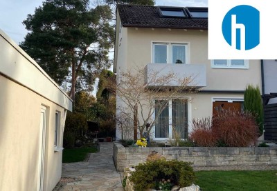 Doppelhaushälfte mit schönem Garten in ruhiger Lage