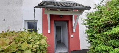 Strandnahe, freie 2-Zi.-Erdgeschoss Wohnung mit Garten